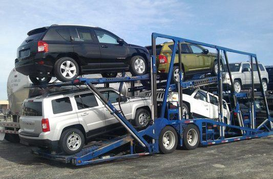 Car carrier truck